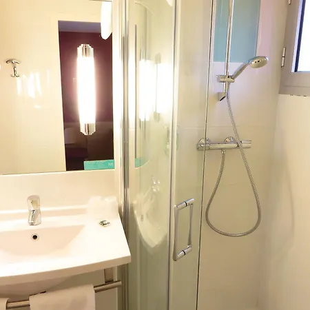 Mercure Hexagone Hotel
