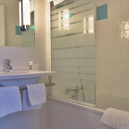 Hotel Mercure Hexagone 3*