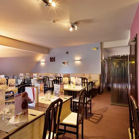 Mercure Hexagone Hotel