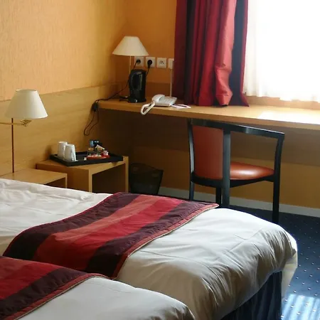 Mercure Hexagone Hotel